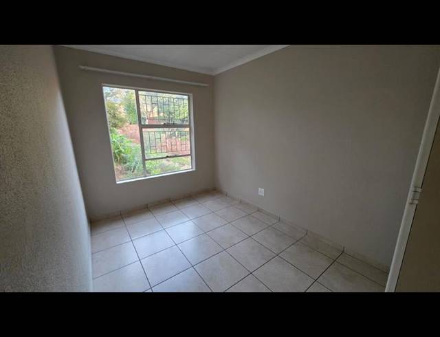 2 BEDROOM APARTMENT FOR SALE IN WILROPARK
